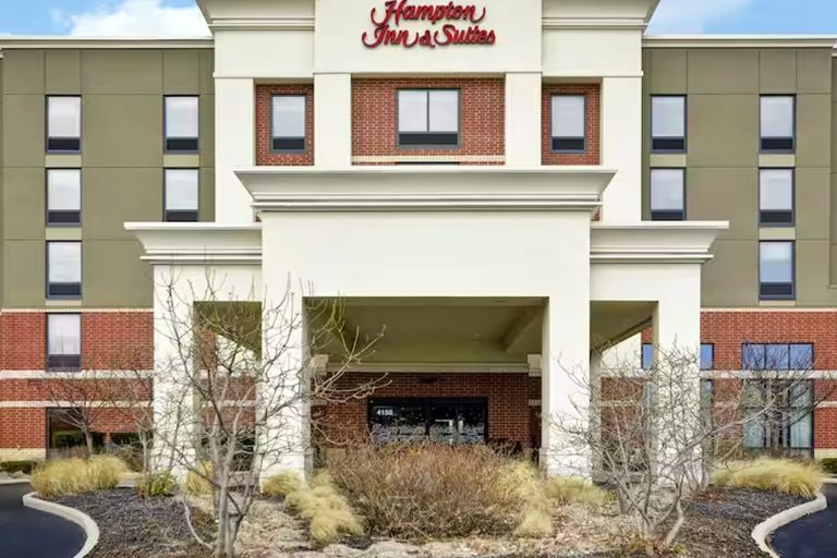 Hotel Photo1 768x512