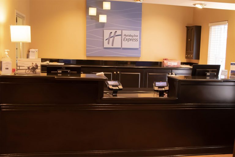 holiday inn express and suites reynoldsburg 6184134831 3x2 1 768x512